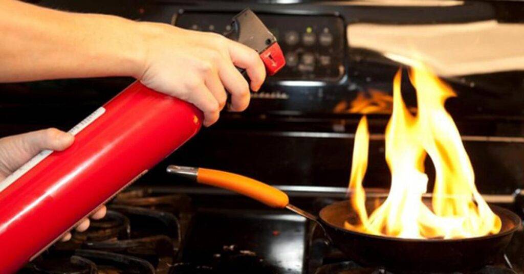 Stove Fire Extinguisher Idea